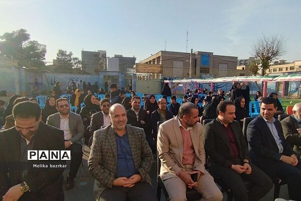 مراسم افتتاحیه زمین چمن مصنوعی آموزشگاه شهید باقری ناحیه دو شهرری