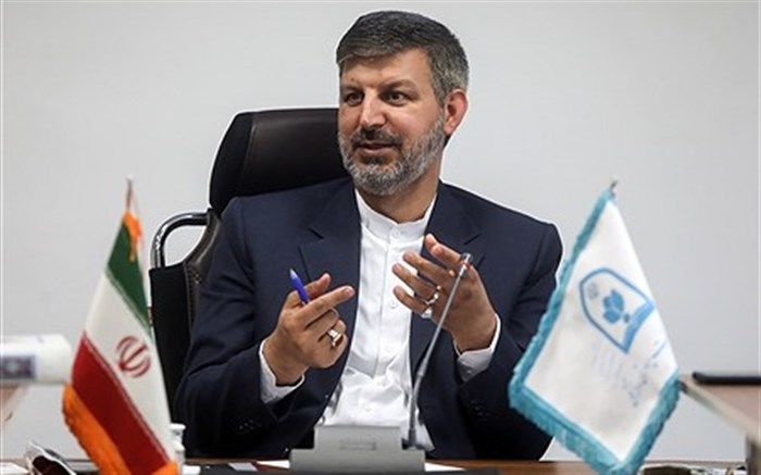 دختران فارغ از هجمه‌ها و تبلیغات غربی به موقعیت زن در جامعه اسلامی تفکر کنند