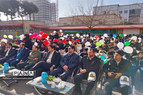 آیین نواختن زنگ مقاومت در مدارس ابتدایی خراسان رضوی