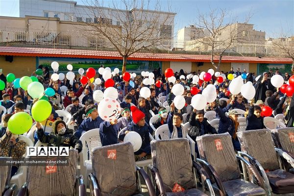 آیین نواختن زنگ مقاومت در مدارس ابتدایی خراسان رضوی