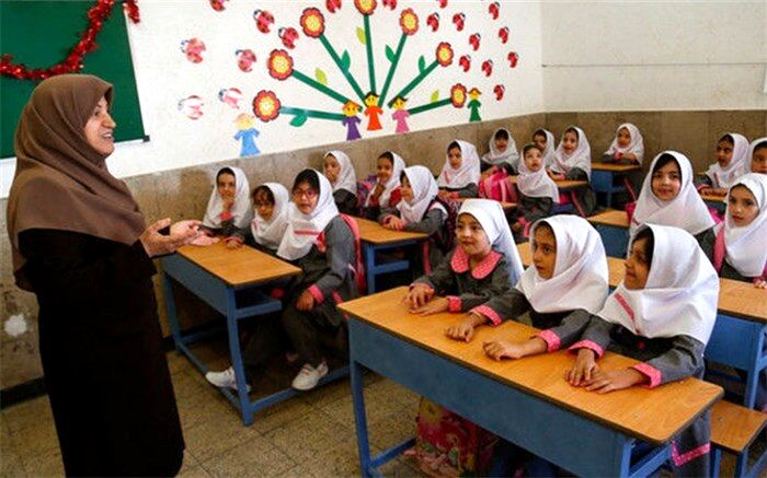 معلمی صحنه تجلی مادرانه‌های دلسوزانه و تخصصی است/فیلم