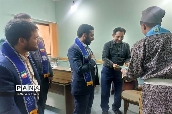 نکوداشت هفته گزینش توسط دانش‌آموزان پیشتاز سازمان دانش‌آموزی فارس