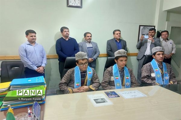 نکوداشت هفته گزینش توسط دانش‌آموزان پیشتاز سازمان دانش‌آموزی فارس