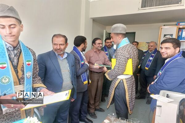 نکوداشت هفته گزینش توسط دانش‌آموزان پیشتاز سازمان دانش‌آموزی فارس