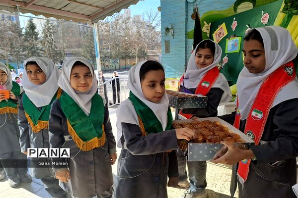 مراسم بزرگداشت میلاد باسعادت حضرت فاطمه (س)دردبستان افشارنژاد۲