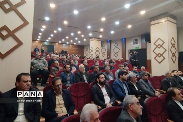 نشست نخبگان و فعالان فرهنگی در قرچک