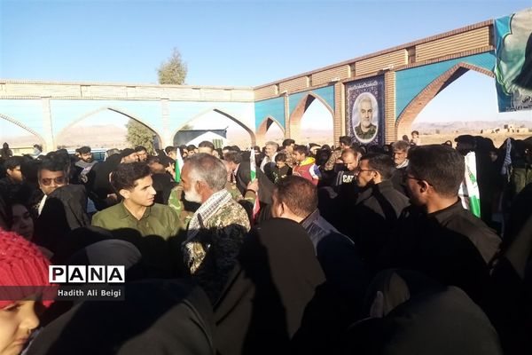 مراسم تشییع پیکر شهیده فاطمه میرزایی