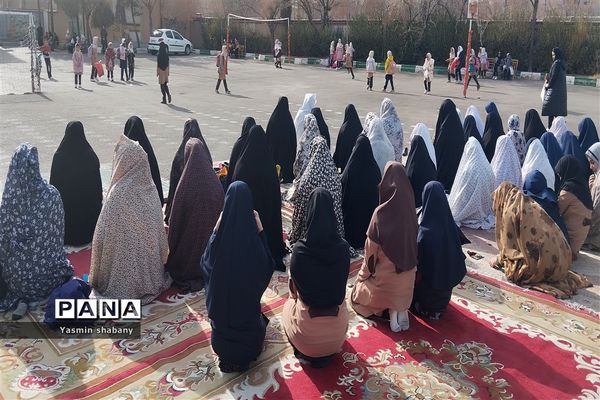 اجرای طرح مدرسه، پایگاه مسجد محله در مدرسه پنجم مهر مشهد