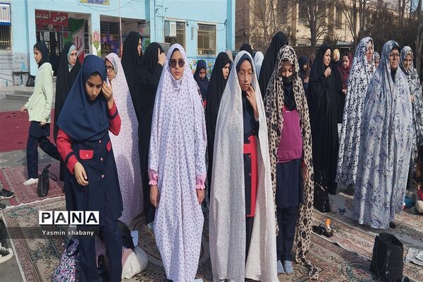 اجرای طرح مدرسه، پایگاه مسجد محله در مدرسه پنجم مهر مشهد