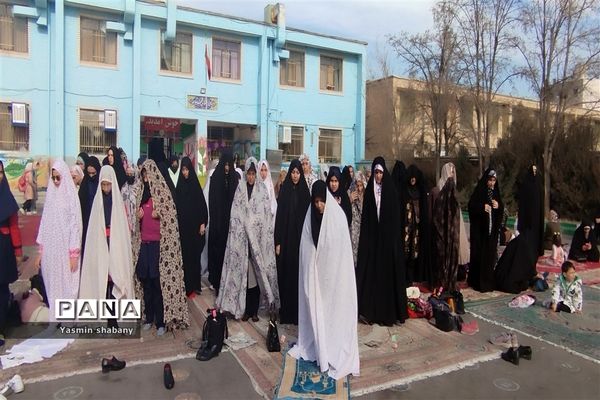 اجرای طرح مدرسه، پایگاه مسجد محله در مدرسه پنجم مهر مشهد