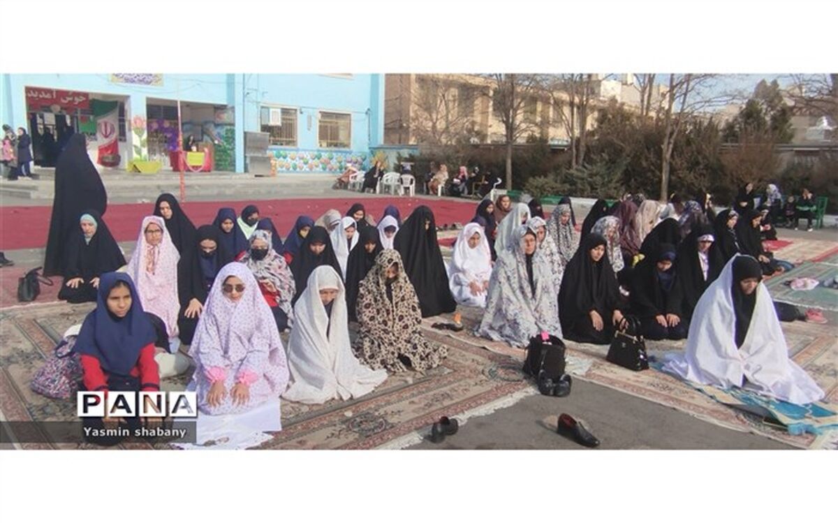 طرح مدرسه، پایگاه محله برای اولین بار در مشهد