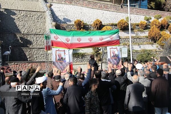 راهپیمایی مردم رودهن در محکومیت جنایت تروریستی گلزار شهدای کرمان