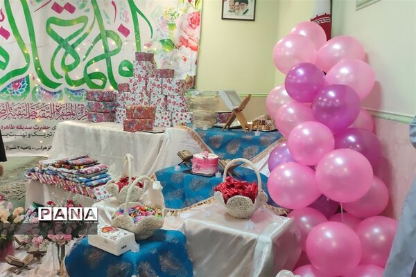 جشن میلاد حضرت زهرا(س) درآموزشگاه شاهد فاطمه الزهرا(س) شیراز