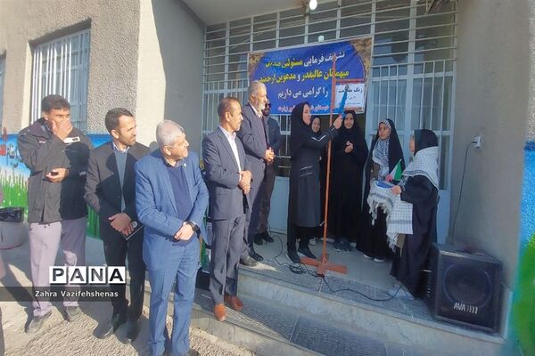 نواختن زنگ مقاومت و بصیرت در دبستان شهید خاکشور زیارت شهرستان شیروان