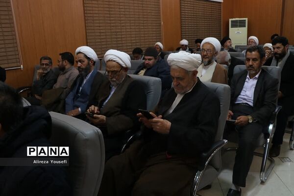 نشست علمی «منزلت حضرت زهرا(س) از نگاه امام خمینی(ره)» در قم