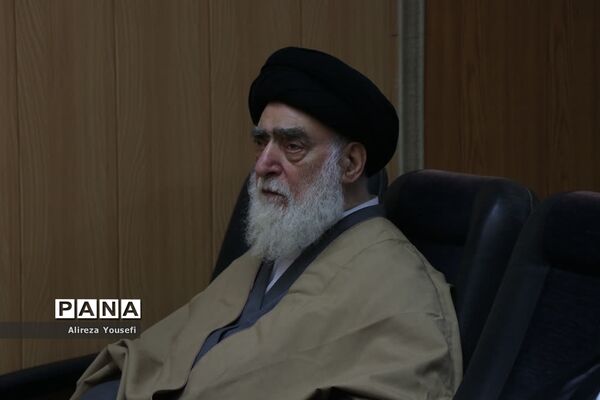 نشست علمی «منزلت حضرت زهرا(س) از نگاه امام خمینی(ره)» در قم