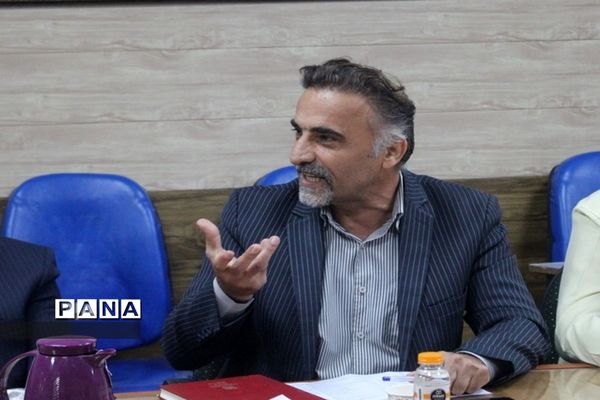 نشست مشترک معاون پرورشی و فرهنگی اداره کل آموزش و پرورش استان بوشهر با تیم بازرسی ستاد مبارزه با مواد مخدر کشور