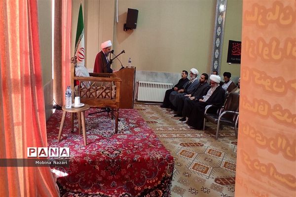 همایش فعالان فرهنگی، سیاسی و اجتماعی در قرچک