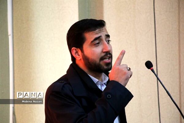 همایش فعالان فرهنگی، سیاسی و اجتماعی در قرچک