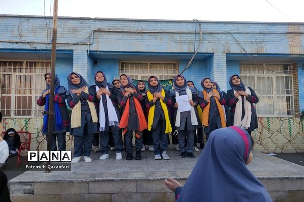 جشن میلاد حضرت زهرا(س) در دبستان های ناحیه 3 شیراز