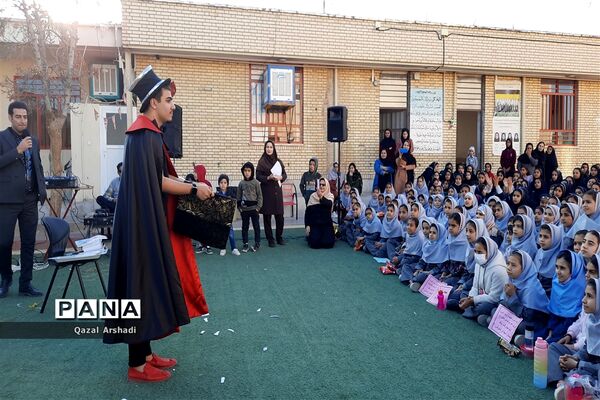 جشن میلاد حضرت زهرا(س) در دبستان های ناحیه 3 شیراز