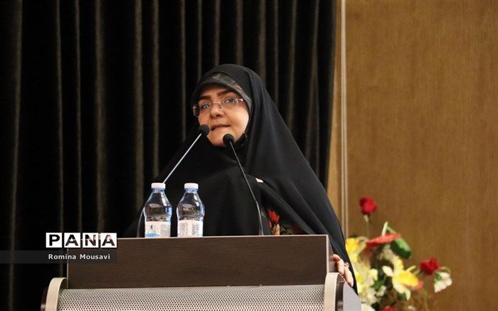 تأثیرگذاری خرد و کلان بانوان به جامعه شناسانده می‌شود
