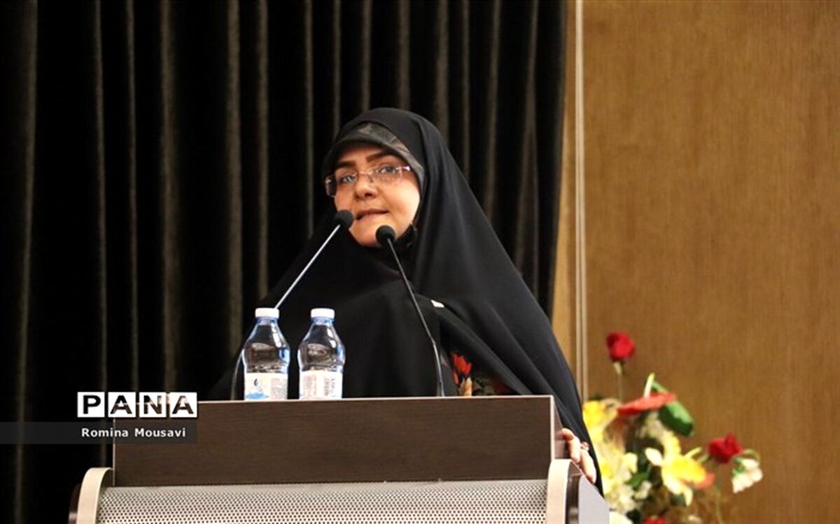 تأثیرگذاری خرد و کلان بانوان به جامعه شناسانده می‌شود