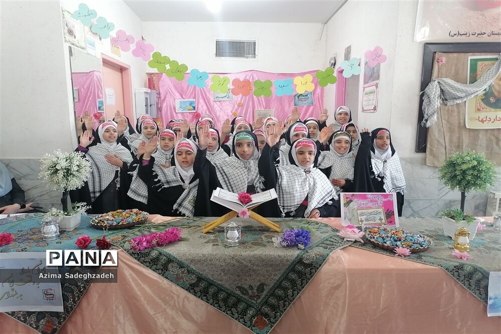 بزرگداشت سردار دل ها و جشن میلاد حضرت فاطمه(س) در دبستان حضرت زینب