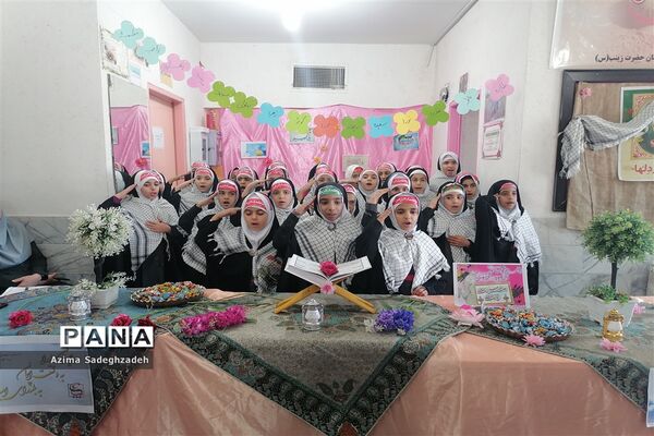 بزرگداشت سردار دل ها و جشن میلاد حضرت فاطمه(س) در دبستان حضرت زینب