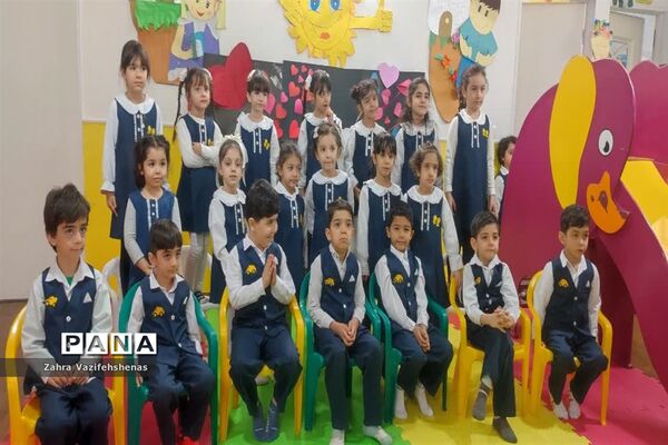 جشن  ولادت حضرت زهرا(س) و روز مادر در مهد کودک گلهای هستی شیروان