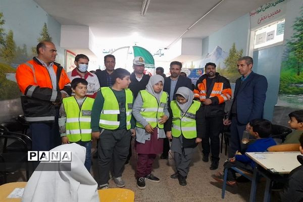 طرح ارتقاء ایمنی و عبور مرور موتور سواران در اشتهارد