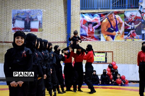 برگزاری همایش رزمی دختران کونگ‌فوکار شهرستان گرمه