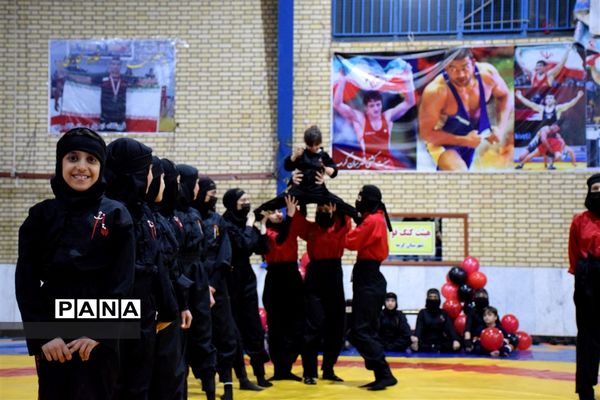 برگزاری همایش رزمی دختران کونگ‌فوکار شهرستان گرمه