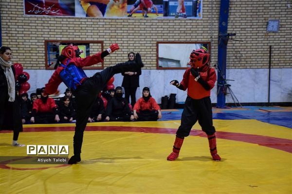 برگزاری همایش رزمی دختران کونگ‌فوکار شهرستان گرمه