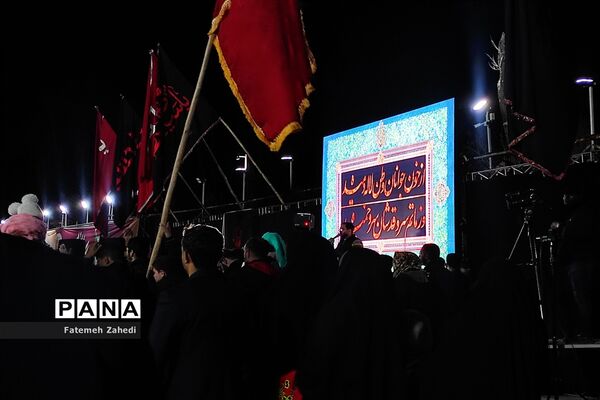اجتماع مردم شیراز در محکومیت حادثه تروریستی کرمان