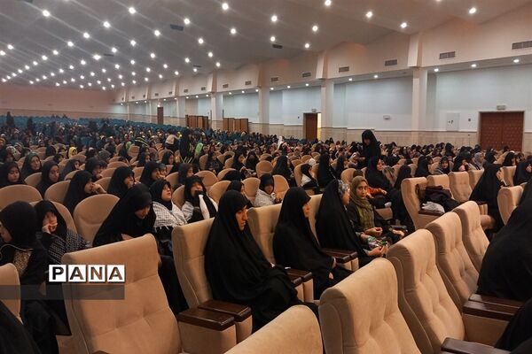 همایش مادر دختری دختران فاطمی و مراسم بزرگداشت شهید سلیمانی