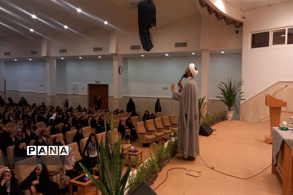 همایش مادر دختری دختران فاطمی و مراسم بزرگداشت شهید سلیمانی