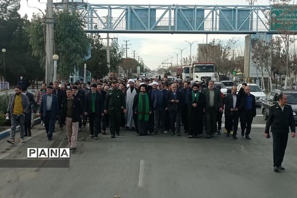 نماز جمعه‌ فشافویه همراه با راهپیمایی محکـومیت جنایت تروریستی کرمان