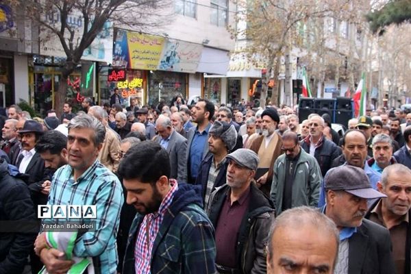 راهپیمایی مردم ولایتمدار شهریار در محکومیت حادثه تروریستی شهدای کرمان