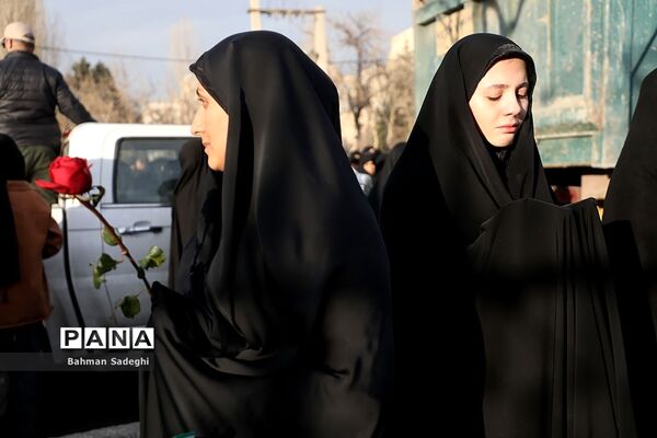 تشییع پیکر دانشجومعلم شهیده فائزه رحیمی