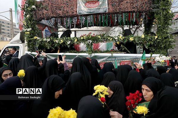 تشییع پیکر دانشجومعلم شهیده فائزه رحیمی