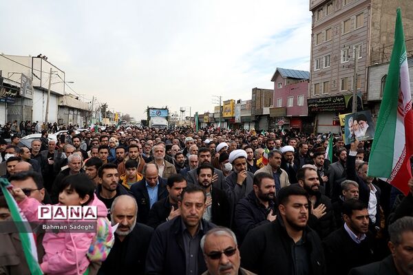 تشییع پیکر دانشجومعلم شهیده فائزه رحیمی