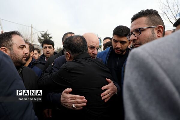 تشییع پیکر دانشجومعلم شهیده فائزه رحیمی