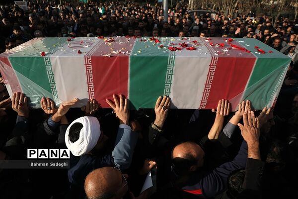 تشییع پیکر دانشجومعلم شهیده فائزه رحیمی
