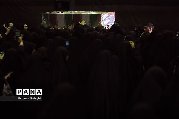 مراسم وداع با پیکر دانشجومعلم شهیده فائزه رحیمی