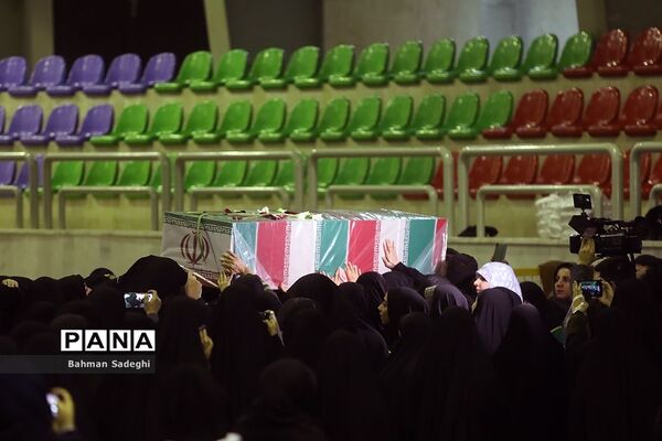 مراسم وداع با پیکر دانشجومعلم شهیده فائزه رحیمی
