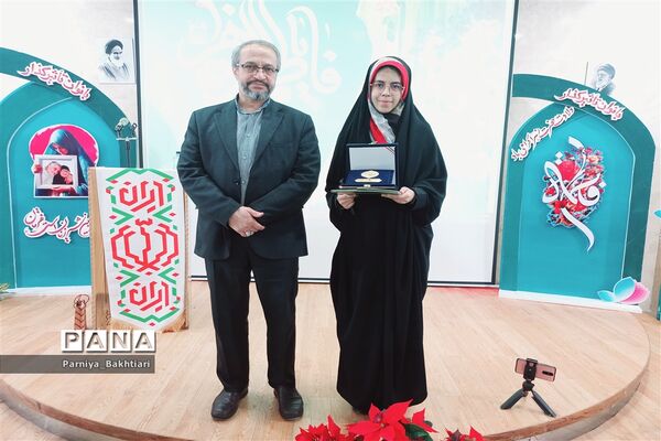 تقدیر از دانش‌آموزان افتخارآفرین تربت جام در جشنواره کشوری بهیندخت