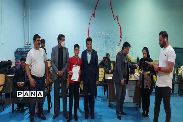 اولین دوره مسابقات کشتی مدارس بافق