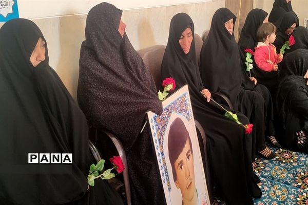 مراسم یادبود سردار شهید حاج قاسم سلیمانی در مدارس شهرستان میبد