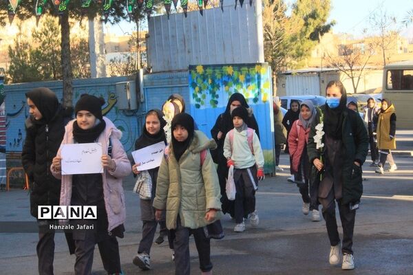 حال و هوای مدرسه نظریان کرمان در فراق شهیده فاطمه زهرا سلطانی نژاد